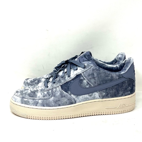 Nike AF1 Velvet - Picture 2 of 6